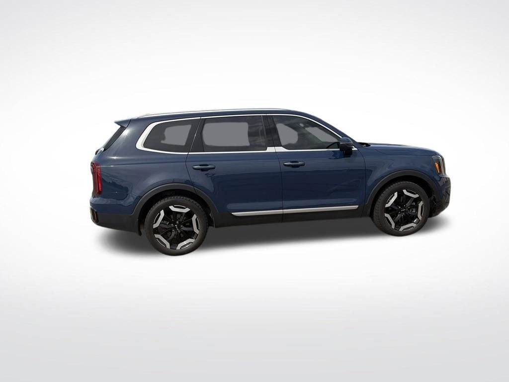2024 Kia Telluride S - Photo 6