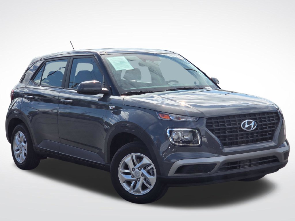 Used 2026 Hyundai Venue SE SUV