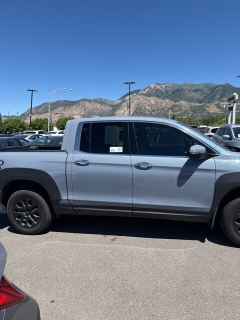 2022 Honda Ridgeline RTL-E photo 4