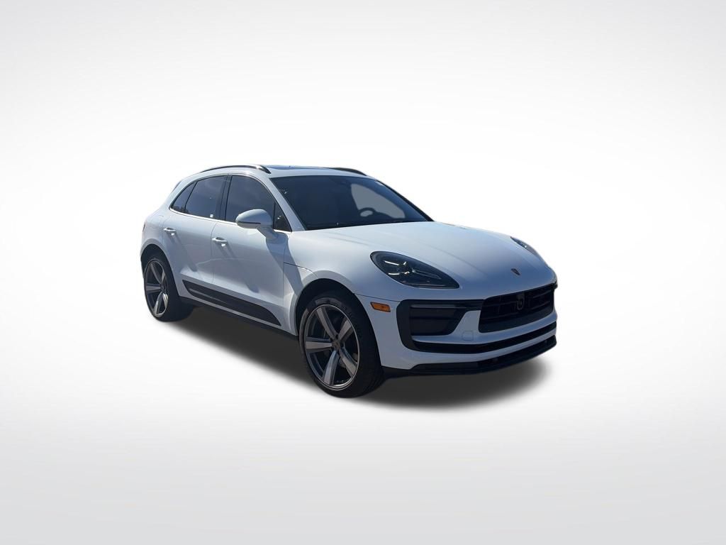 2025 Porsche Macan Base - Photo 7