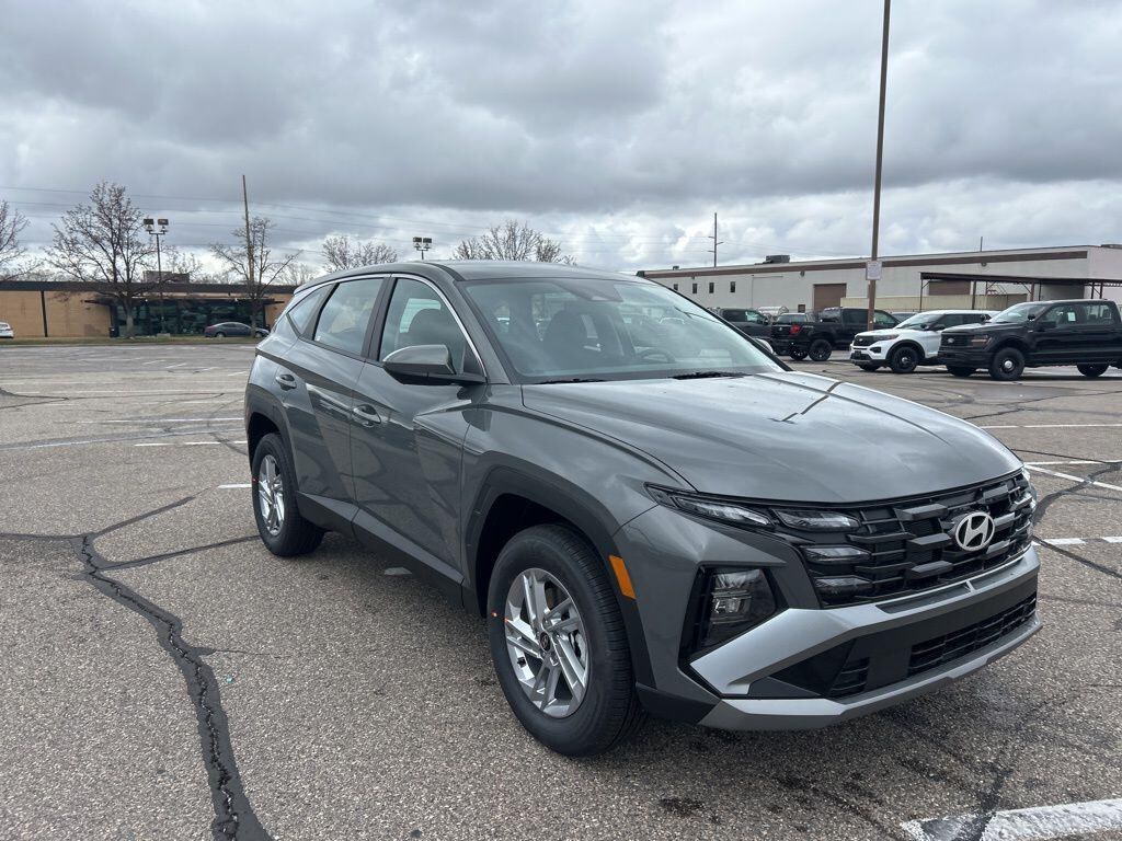 New 2026 Hyundai Tucson SE AWD SUV