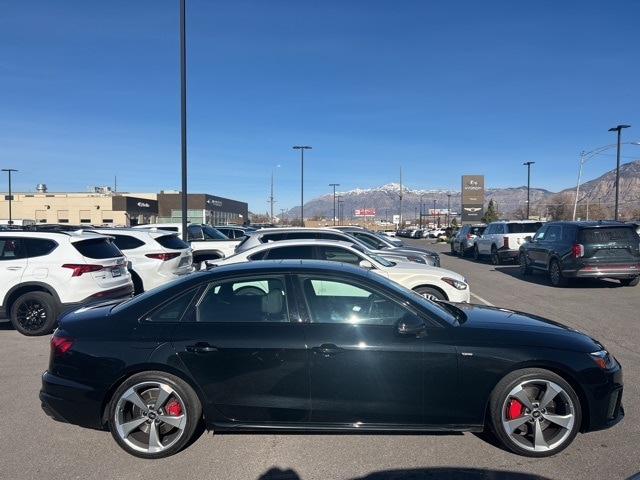 2024 Audi A4 45 S line Premium Plus Quattro photo 4