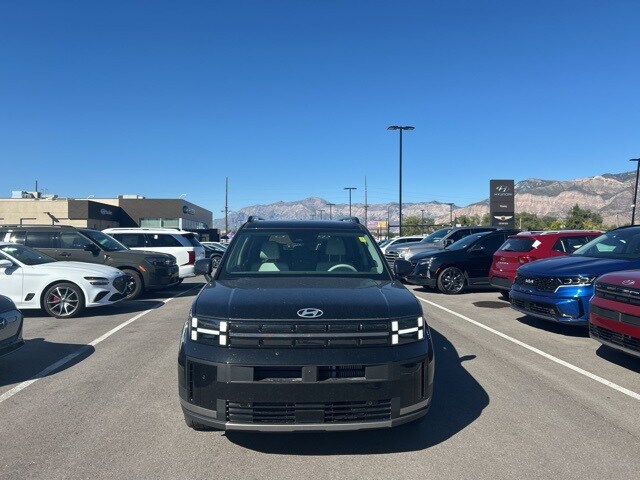 2025 Hyundai Santa Fe Limited photo 2