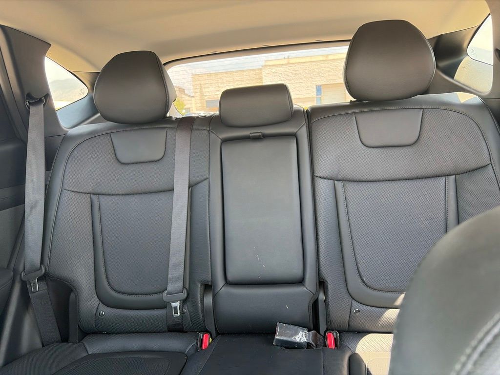 2025 Hyundai Tucson Limited - Photo 31