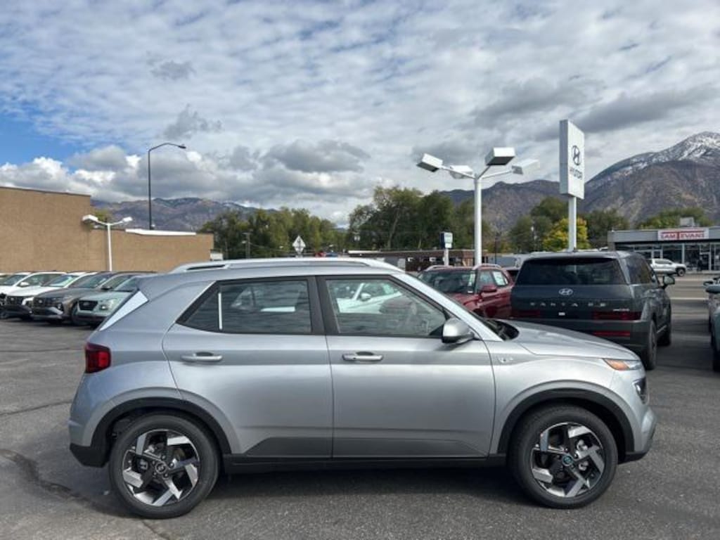 New 2026 Hyundai Venue SEL SUV