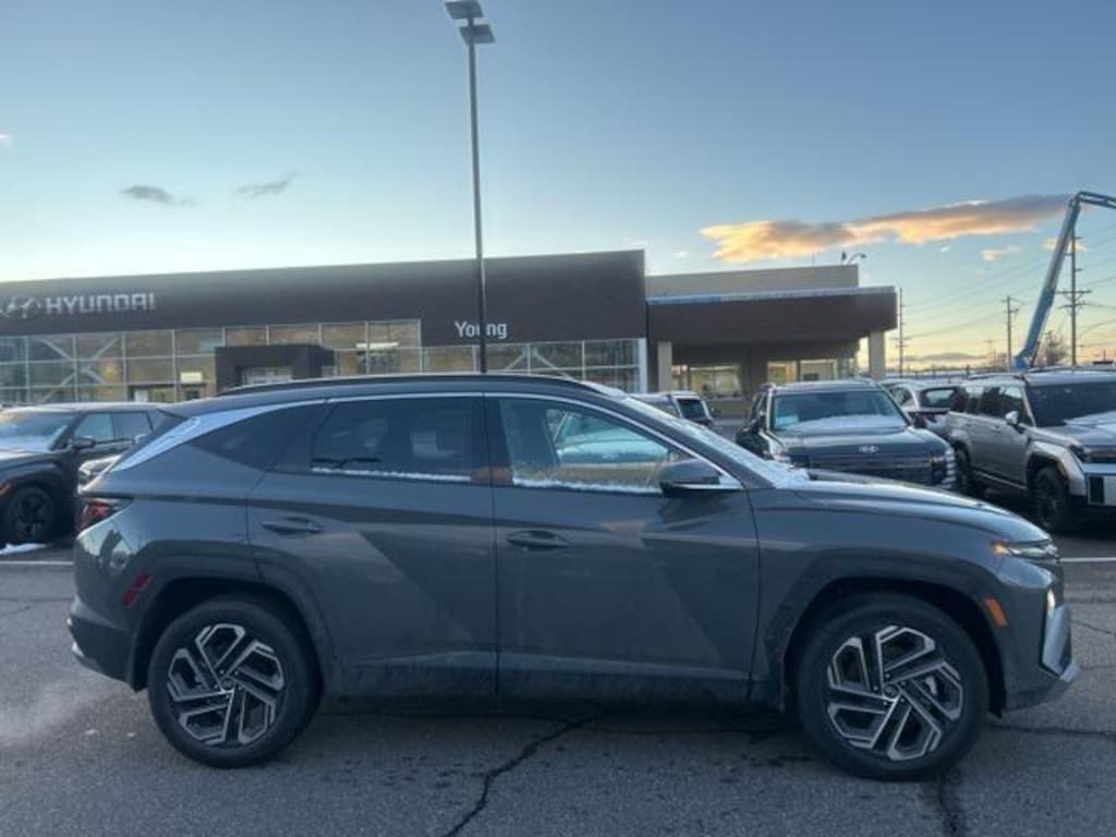 New 2026 Hyundai Tucson Limited AWD SUV