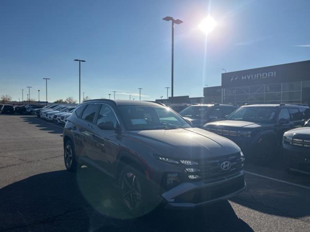 New 2026 Hyundai Tucson Plug-In Hybrid SEL SUV