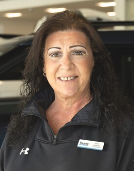 Staff member Edith Hornsby from ID_2ea6c5