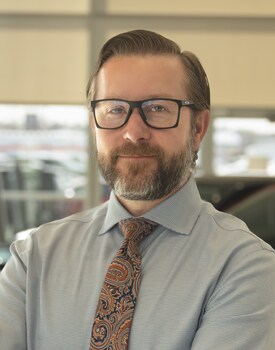 Staff member Scott Cooley from ID_d4fe858b22cc