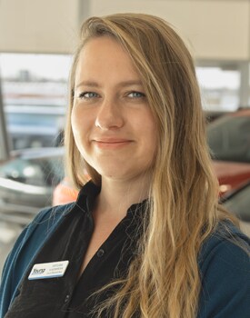 Staff member Svetlana Vladimirova from ID_5336b21a8d05