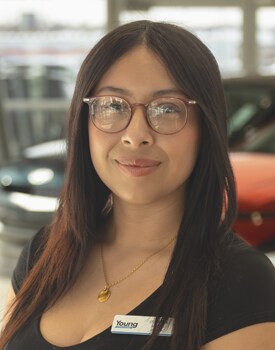 Staff member Stephanie Maeda from ID_d17248adb733