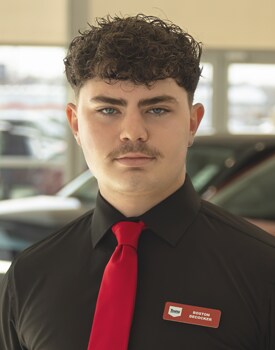 Staff member Boston Decocker from ID_5336b21a8d05