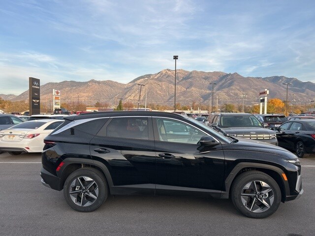 2025 Hyundai Tucson Hybrid SEL Convenience photo 4