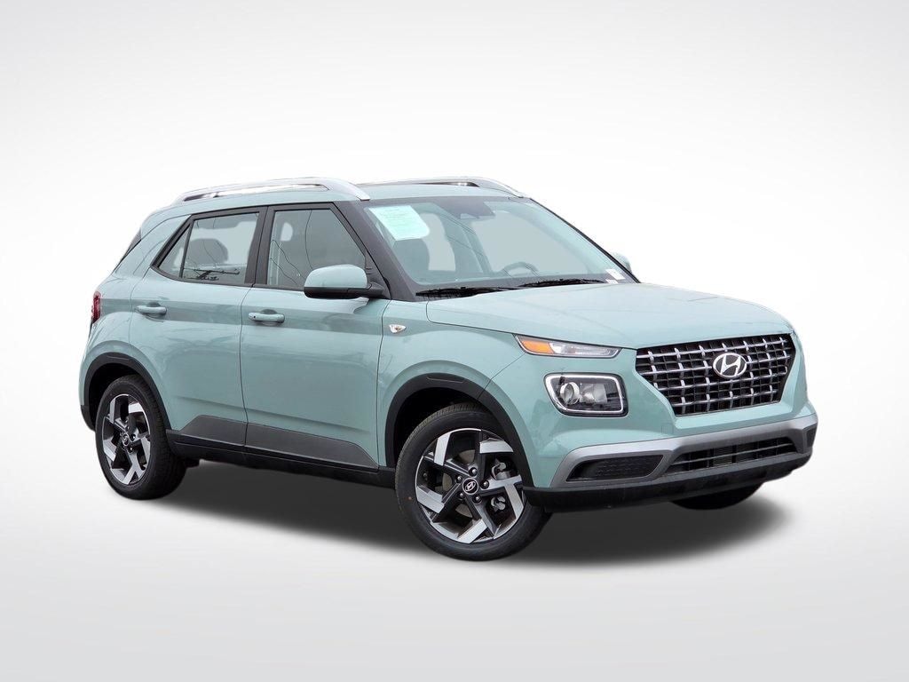 Used 2026 Hyundai Venue SEL SUV