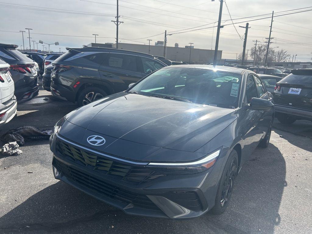 New 2026 Hyundai Elantra SEL Sport Premium Sedan