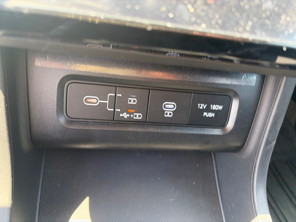 2025 Hyundai Tucson Limited - Photo 19
