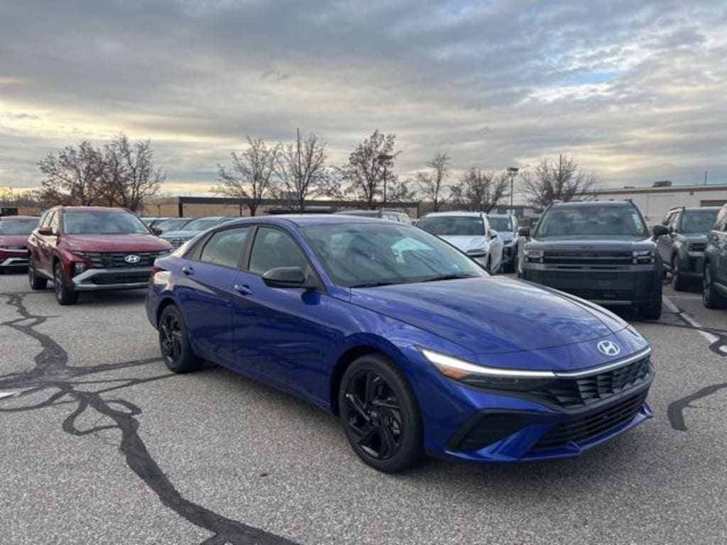 New 2026 Hyundai Elantra SEL Sport Sedan