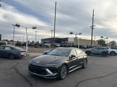 2026 Hyundai Sonata Hybrid Limited Sedan