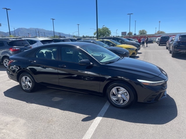 Used 2024 Hyundai Elantra SE with VIN KMHLL4DG7RU764349 for sale in Ogden, UT