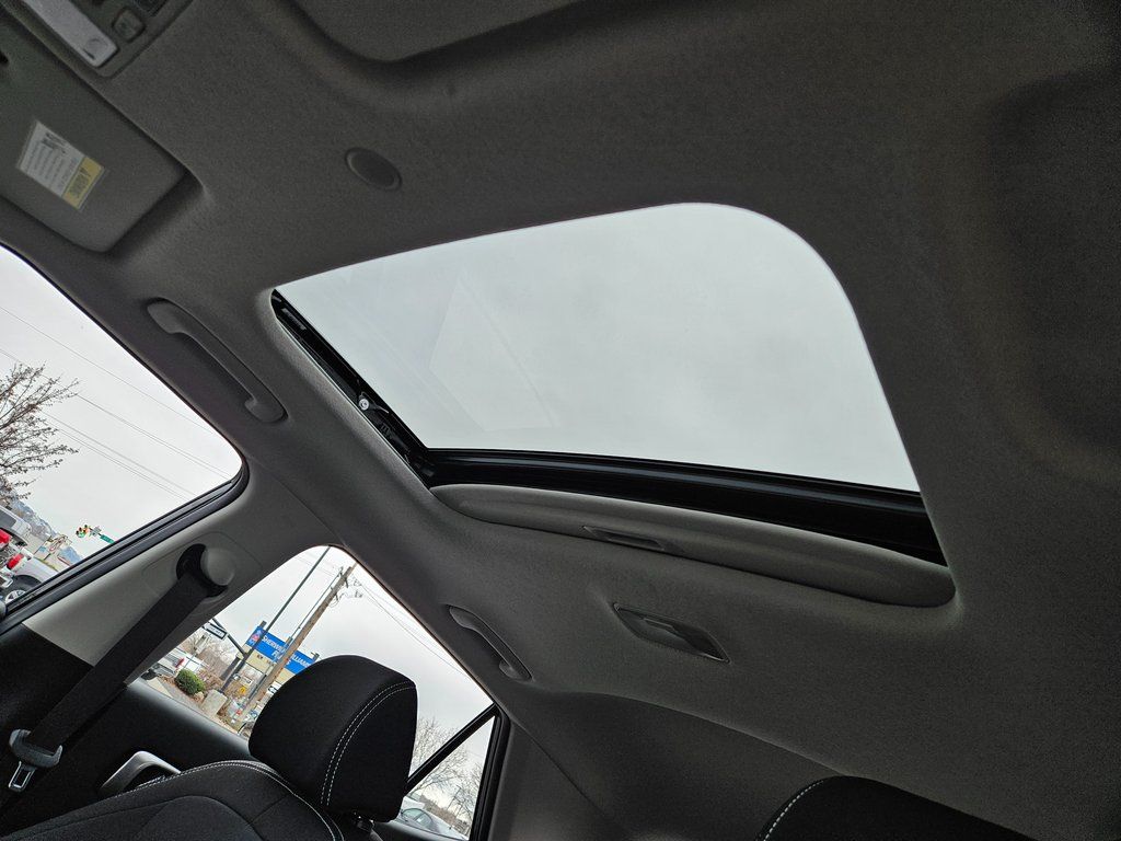 2026 Hyundai Venue SEL - Photo 17