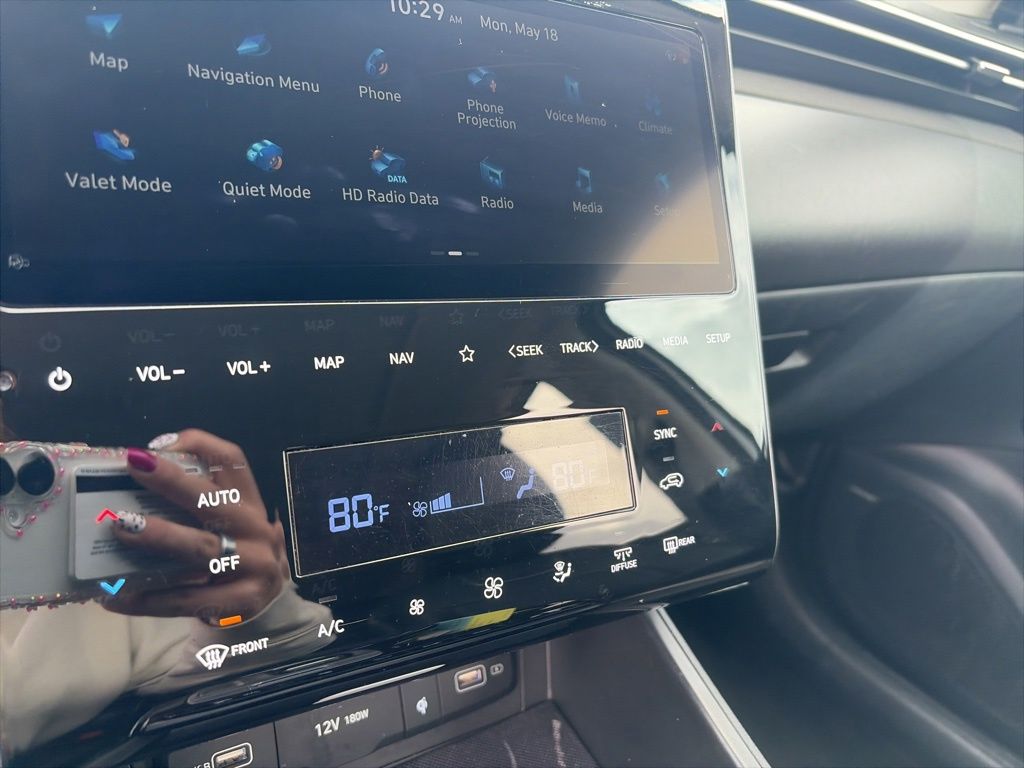 2022 Hyundai Tucson Limited - Photo 17