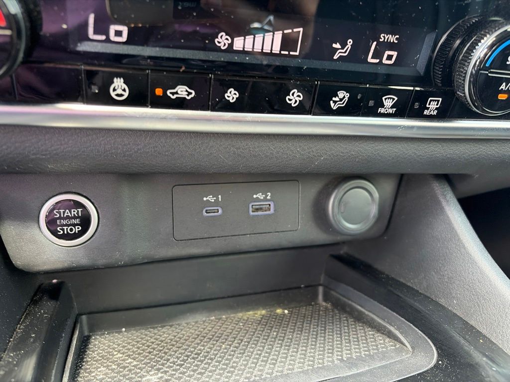 2021 Nissan Rogue SV - Photo 17