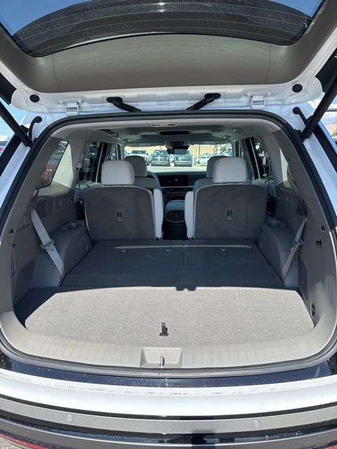 2026 Hyundai Palisade Limited - Photo 13