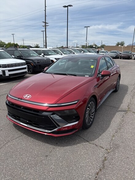 2025 Hyundai Sonata Hybrid Limited Sedan