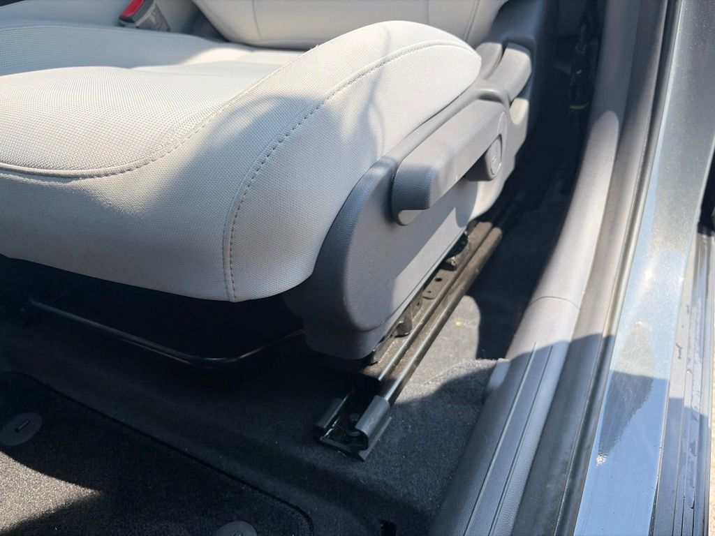 2026 Hyundai Kona SE - Photo 11