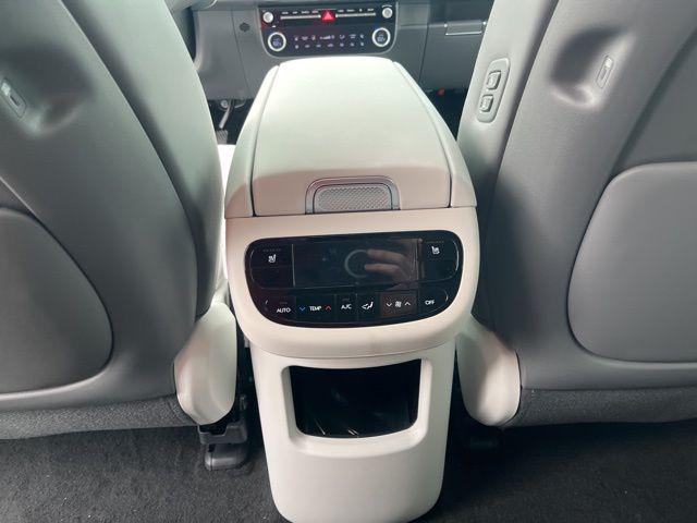 2026 Hyundai IONIQ 9 SEL - Photo 17