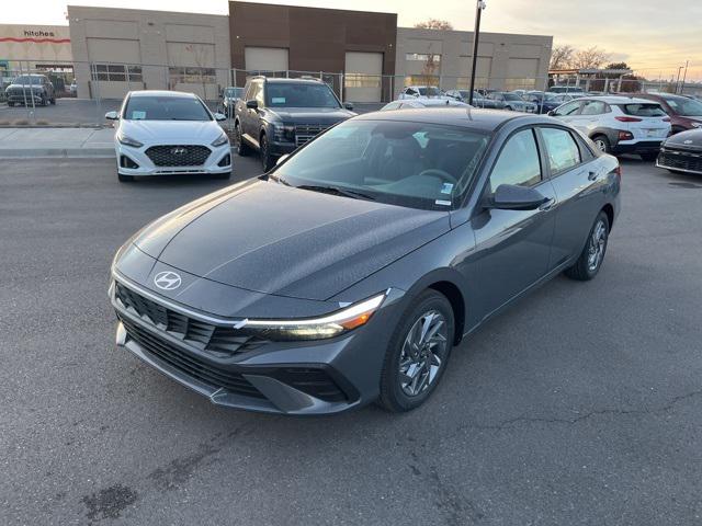 2026 Hyundai Elantra Blue's photo