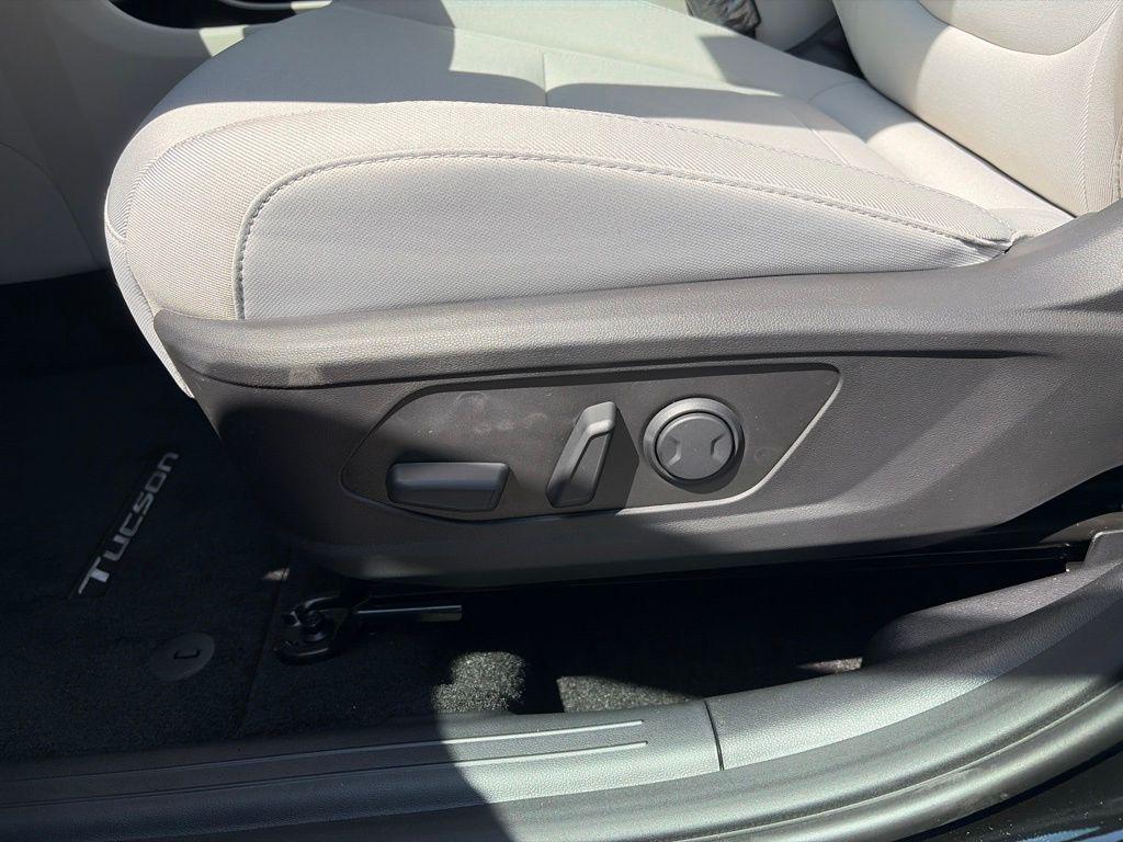 2026 Hyundai Tucson SEL - Photo 12
