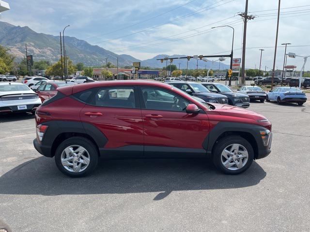 2026 Hyundai Kona SE photo 4
