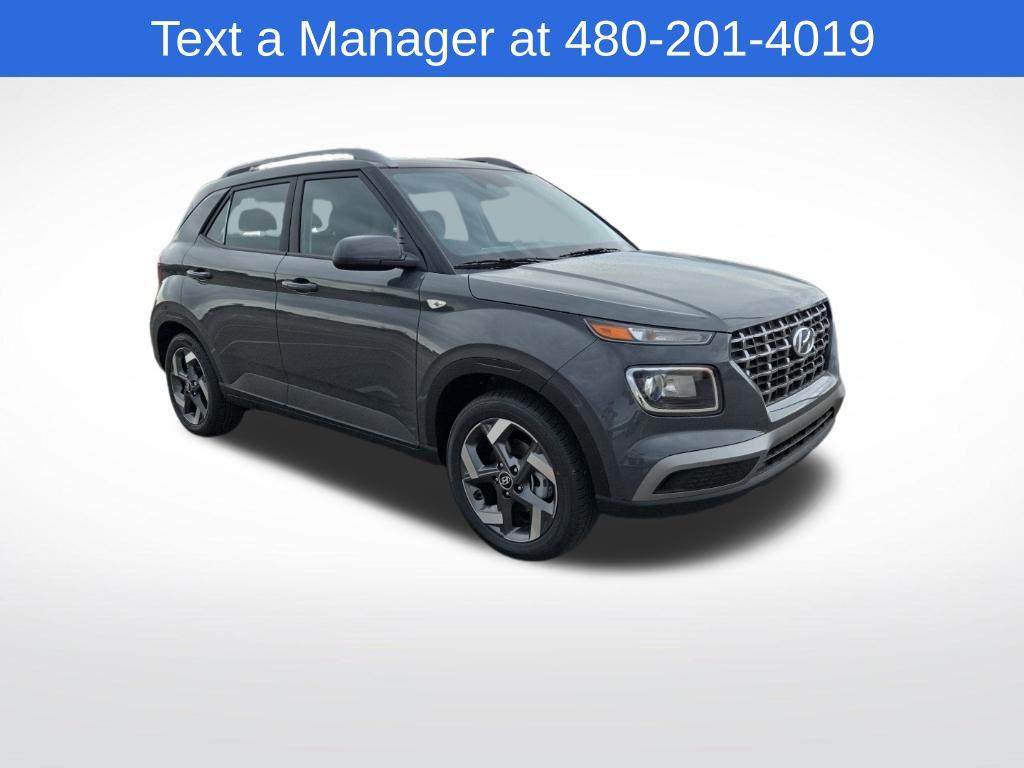 2026 Hyundai Venue SEL w/ 2-Tone Roof IVT's photo