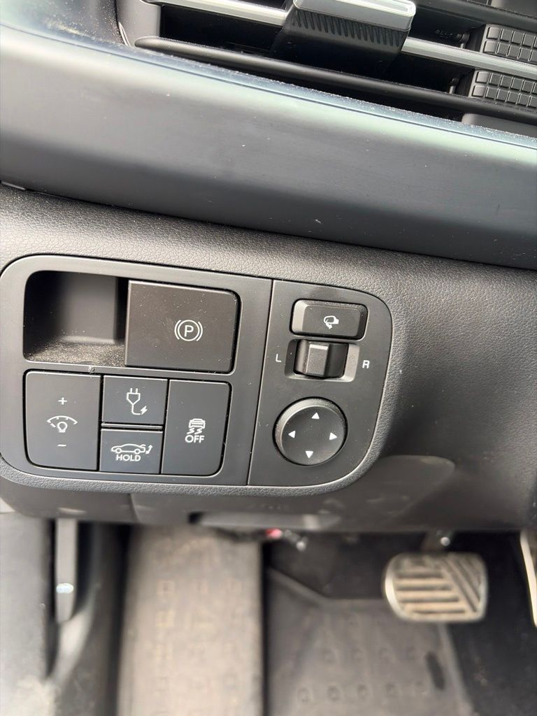 2023 Hyundai IONIQ 6 Limited - Photo 24