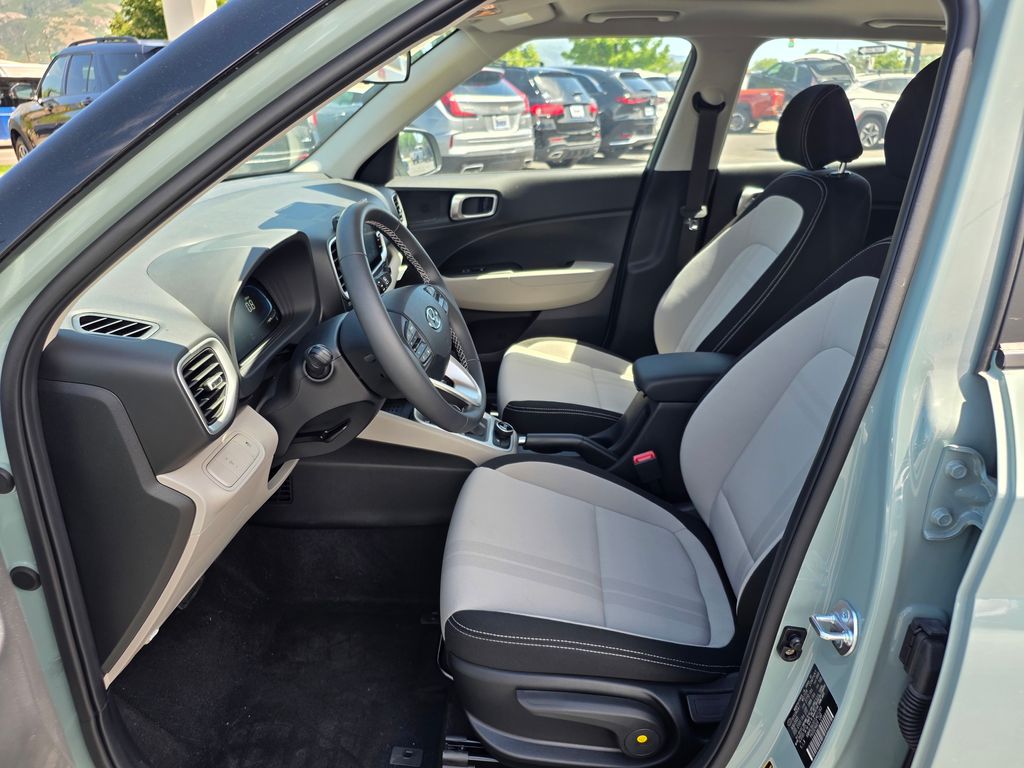 2026 Hyundai Venue SEL - Photo 13