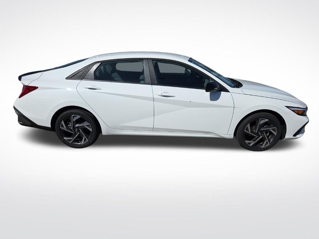 Certified 2025 Hyundai Elantra Hybrid SEL Sport Sedan