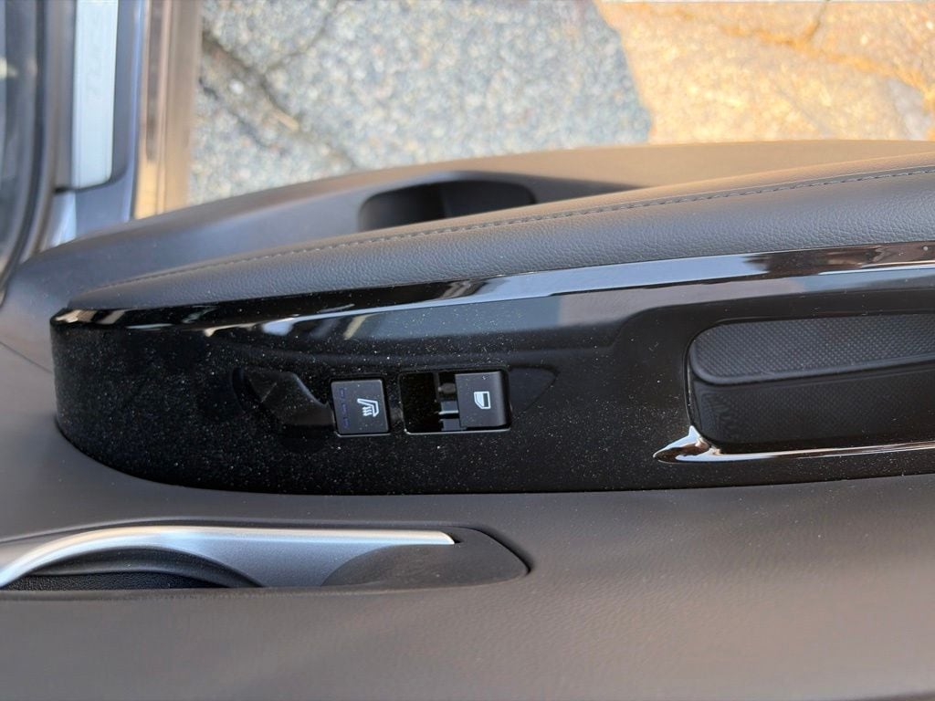 2025 Hyundai Tucson Limited - Photo 28