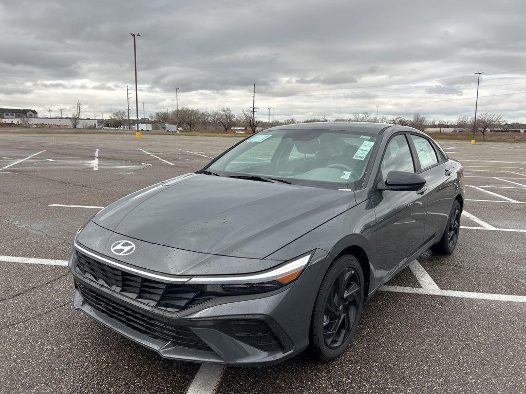 New 2026 Hyundai Elantra SEL Sport Sedan