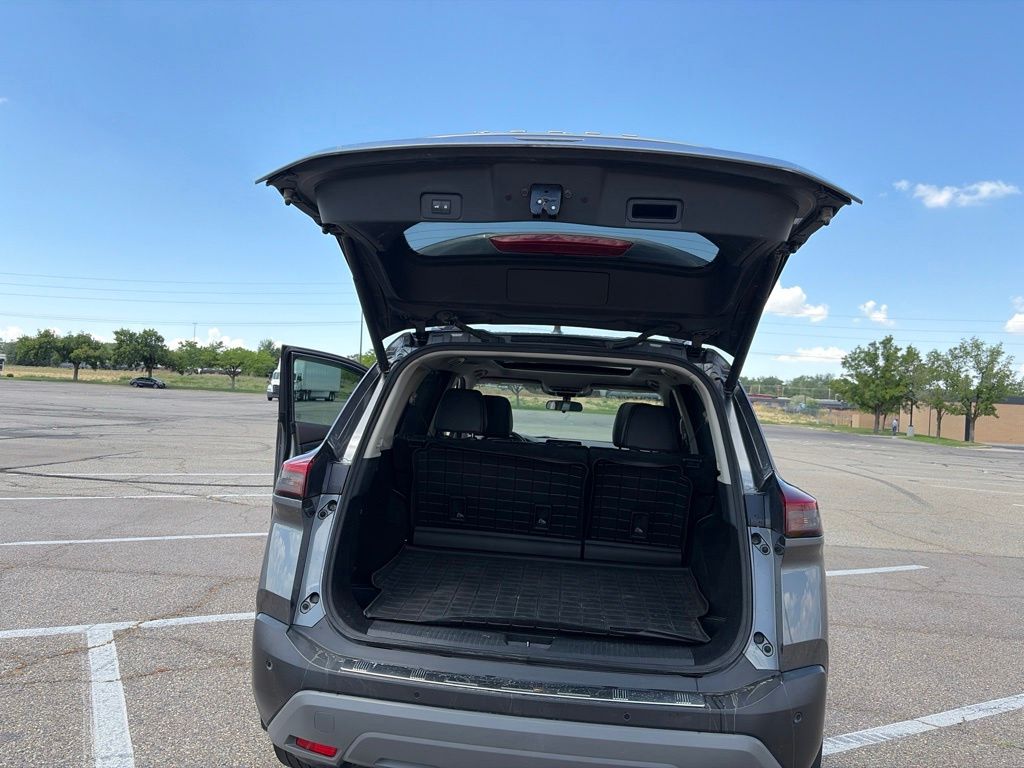 2021 Nissan Rogue SV - Photo 34