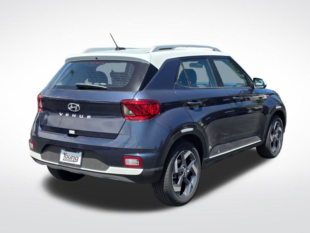 Used 2026 Hyundai Venue SEL SUV