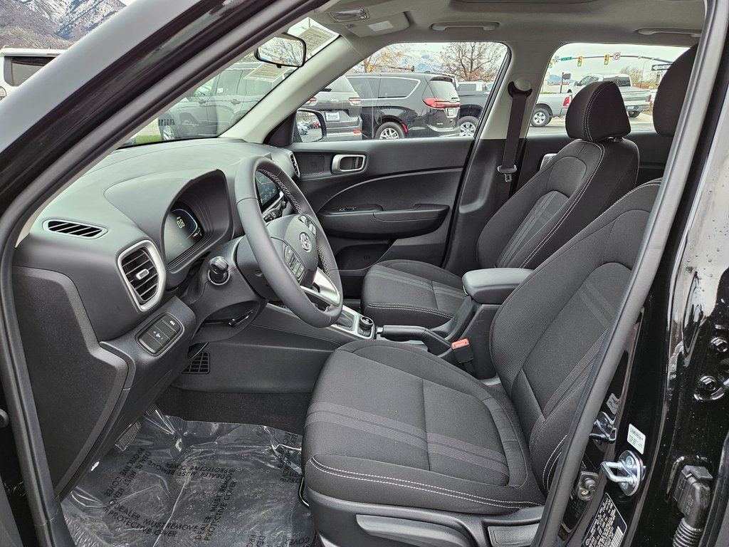 2026 Hyundai Venue SEL - Photo 13