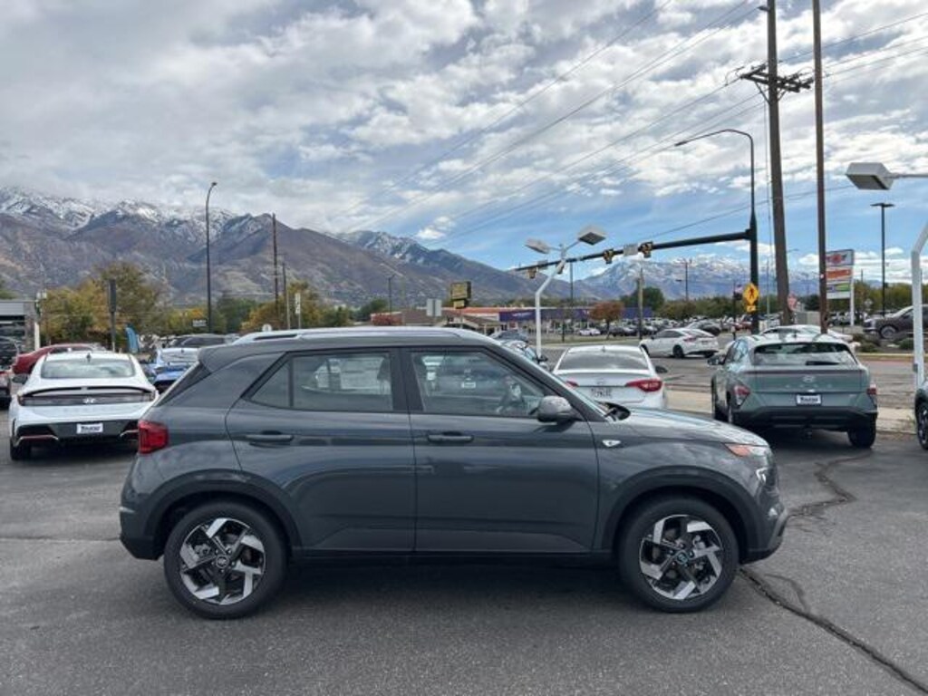 New 2026 Hyundai Venue SEL SUV