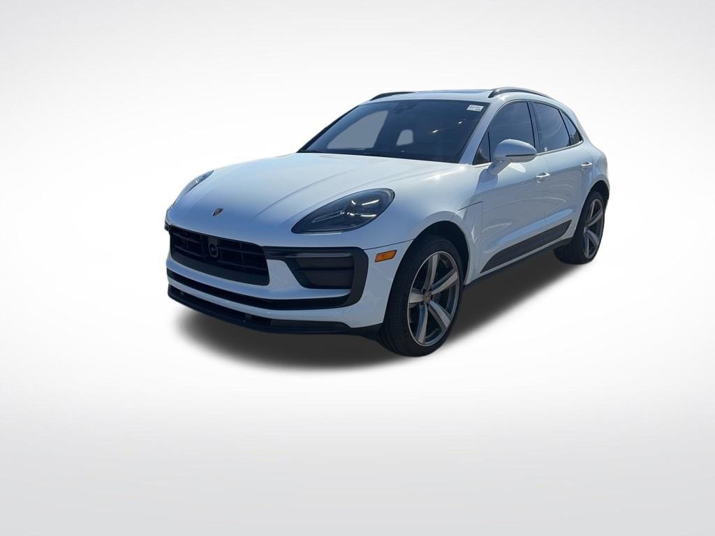2025 Porsche Macan -'s photo