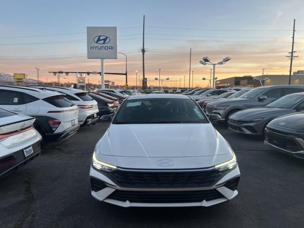 New 2026 Hyundai Elantra SEL Sport Sedan