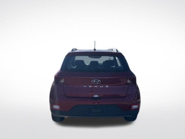 2025 Hyundai Venue Limited - Photo 7