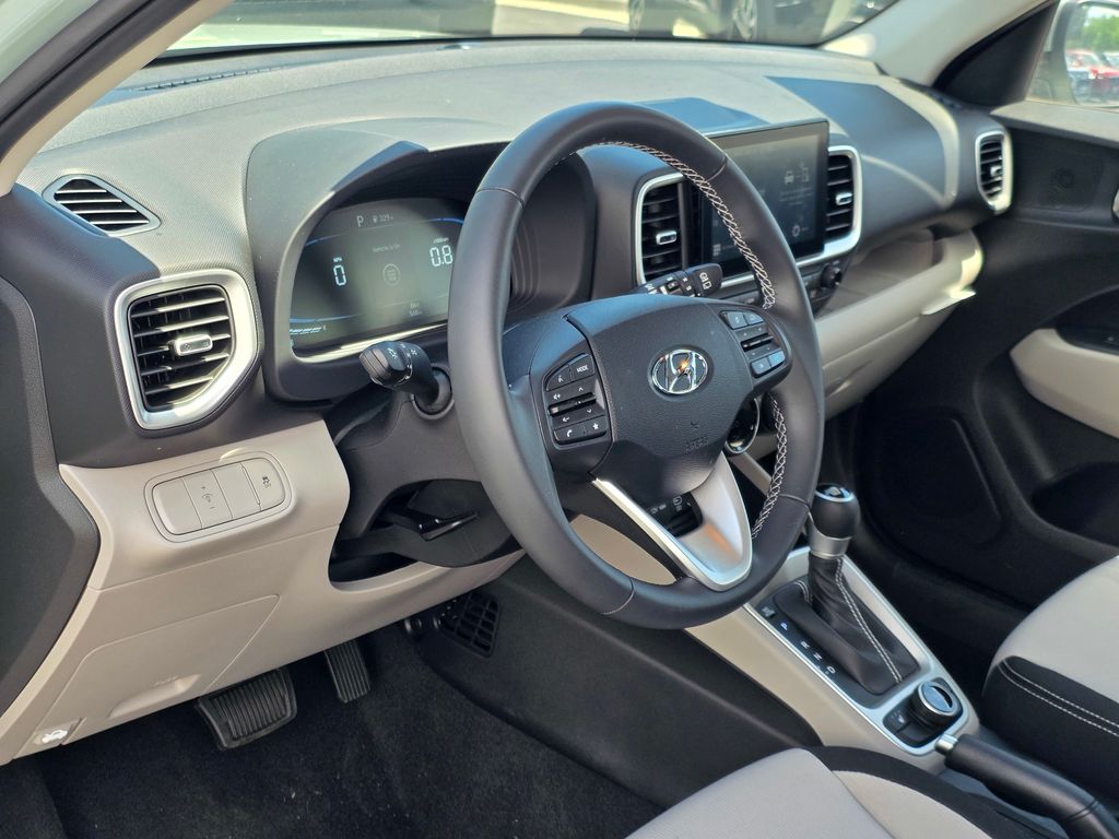 2026 Hyundai Venue SEL - Photo 12
