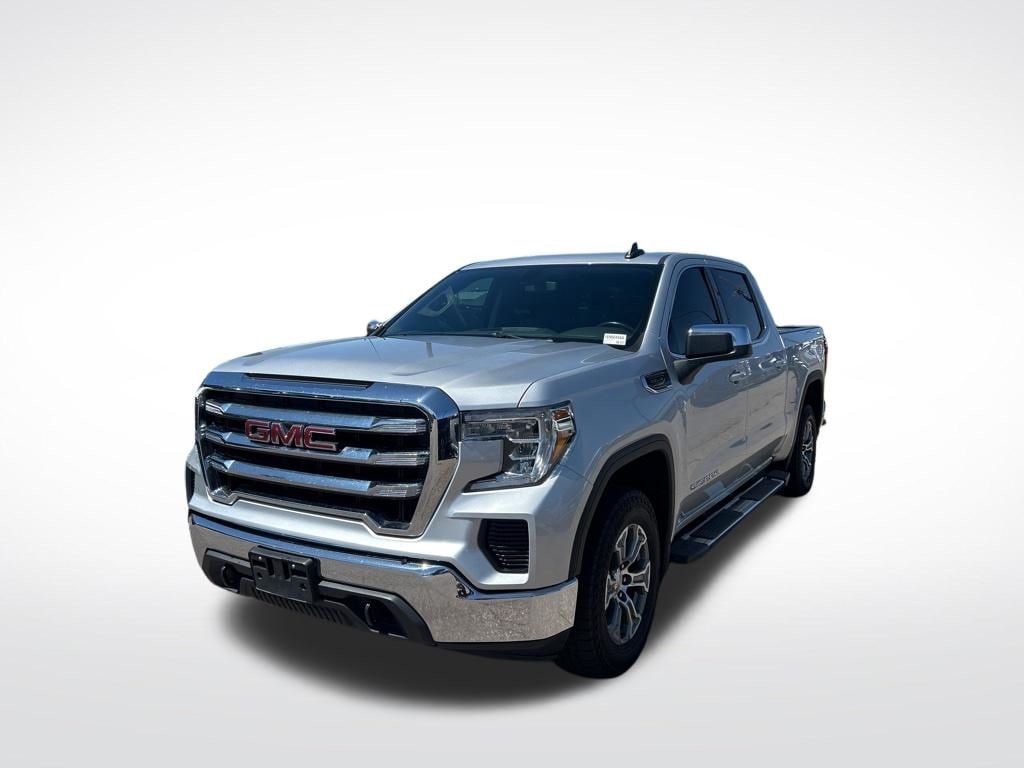 2019 GMC Sierra 4WD Crew Cab Short Box SLE's photo