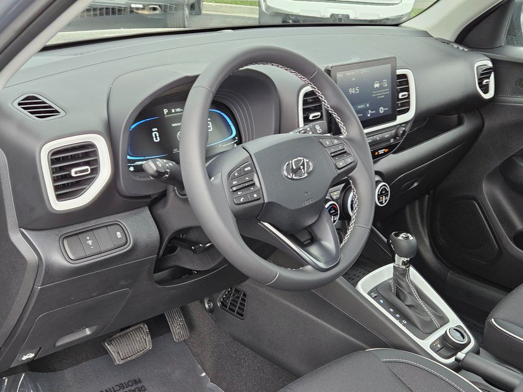 2026 Hyundai Venue SEL - Photo 12