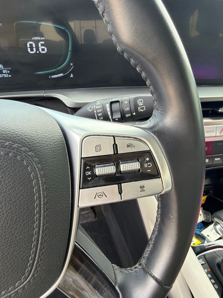 2024 Kia Telluride S - Photo 14